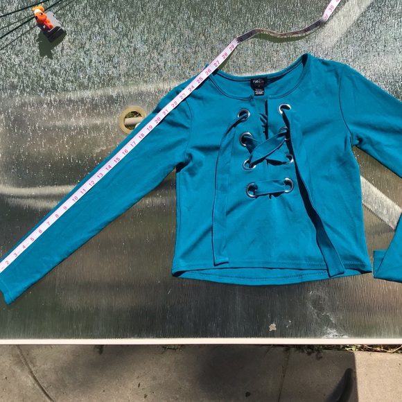 Rue21 long sleeve lace up chest - Picture 2 of 4